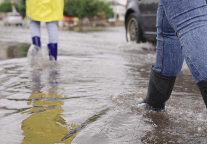 Illustration de l'article : Inondations : le recours à l’activité partielle est possible !